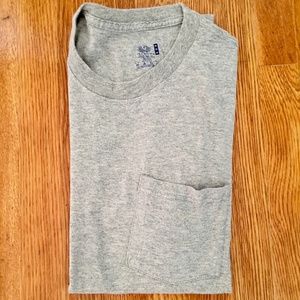Fruit of the Loom Gray Crew Neck T-Shirt w/ Pocket